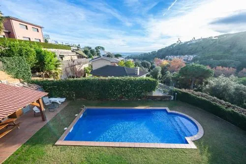 Fantastic house with jacuzzy ideal for families - Image 1