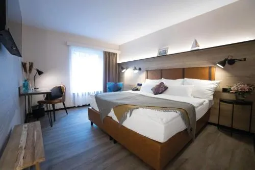 Oste-Hotel - Image 1