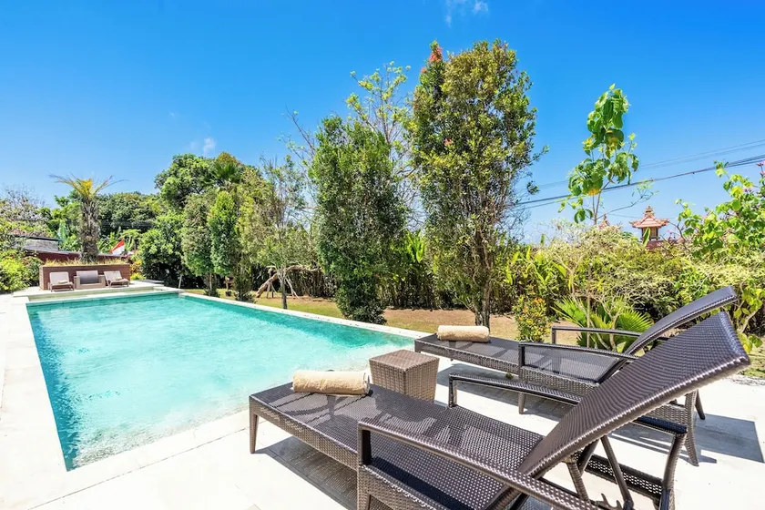 Luxury Villa Dore - Image 1
