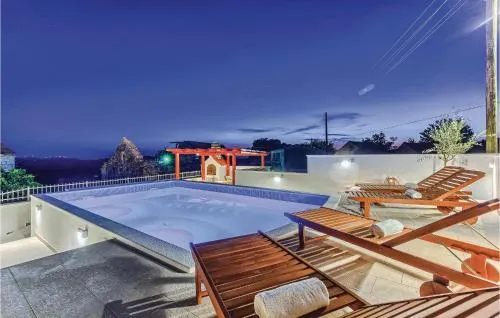Four Bedroom Holiday Home In Vinovo Gornje - Image 1