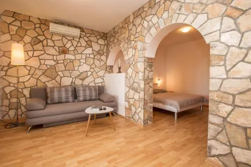 Villa Pod Borom - Image 1