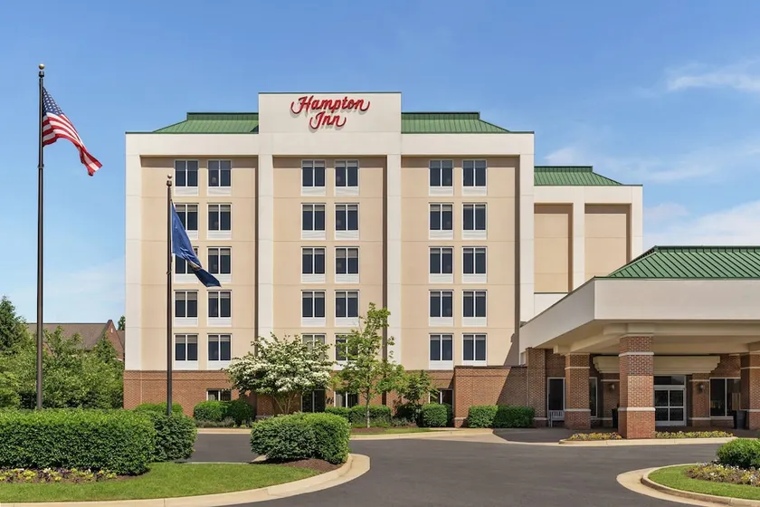 Hampton Inn Dulles - Cascades - Image 1