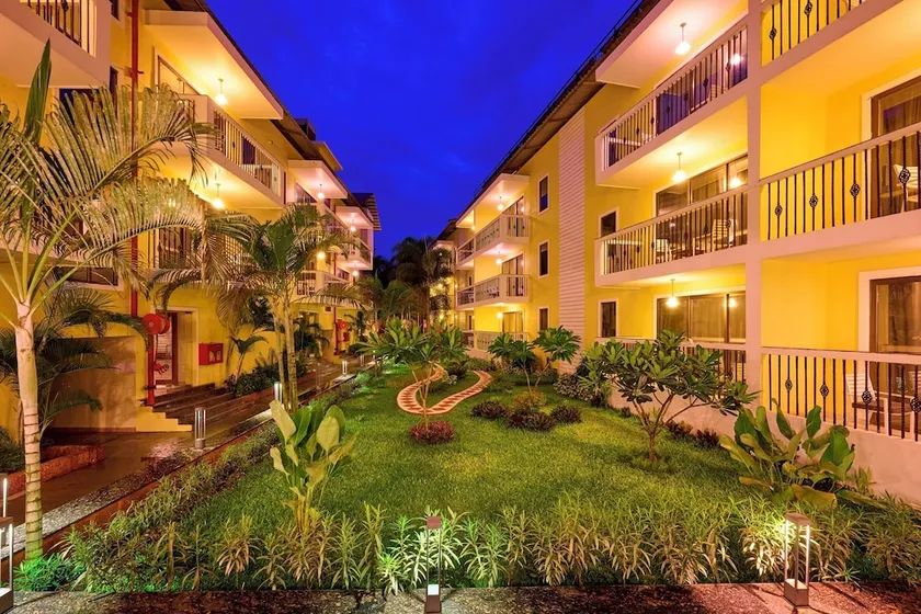 Sea Breeze Max Resort & Spa - Image 1