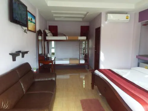 Lanta Riviera Villa Resort - Image 1