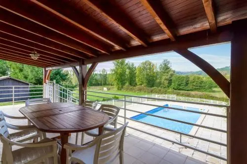 Villa Metairie Grande Du Theron - Image 1