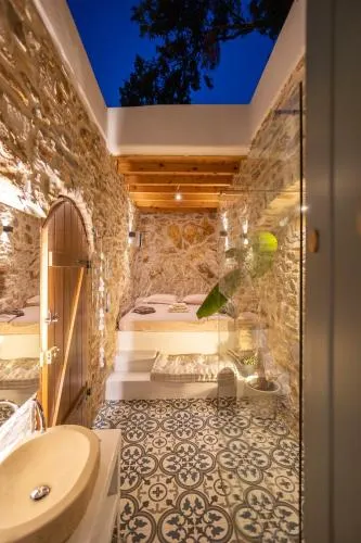 Almond Blossom Cottage 2 - Image 1