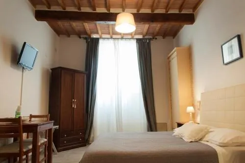 Bed  Tower - Image 1