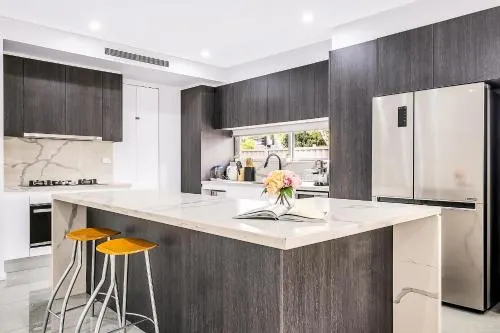 NEW Modern 4 Bedrooms Villa! A convenience location! - Image 1