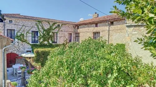 Grand Gîte Salavas - Image 1