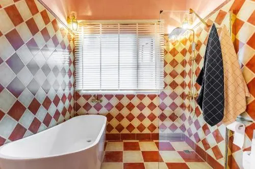 Gu's Guesthouse - Image 1