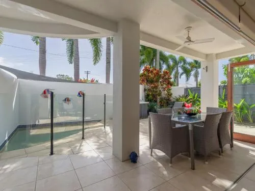 3 Bedroom 2.5 Bathroom + Pool(7 Templemoon) - Image 1