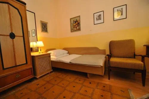 Hotel Pension Bosch - Image 1