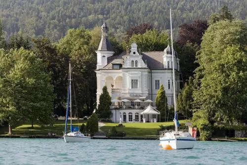 Dermuth Hotels – Parkvilla Wörth - Image 1