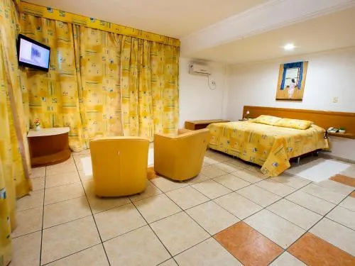 Hotel Fragata - Image 1