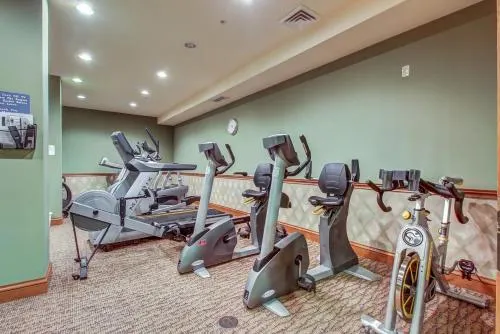 Eagle Springs East 201: Horsetail Suite - Image 1