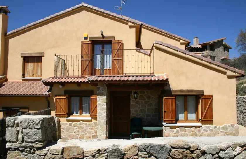 Casa Rural La Casa De La Yaya - Image 1