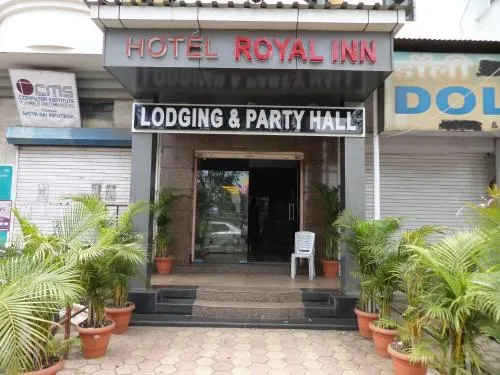 Hotel Royal Inn - Image 1