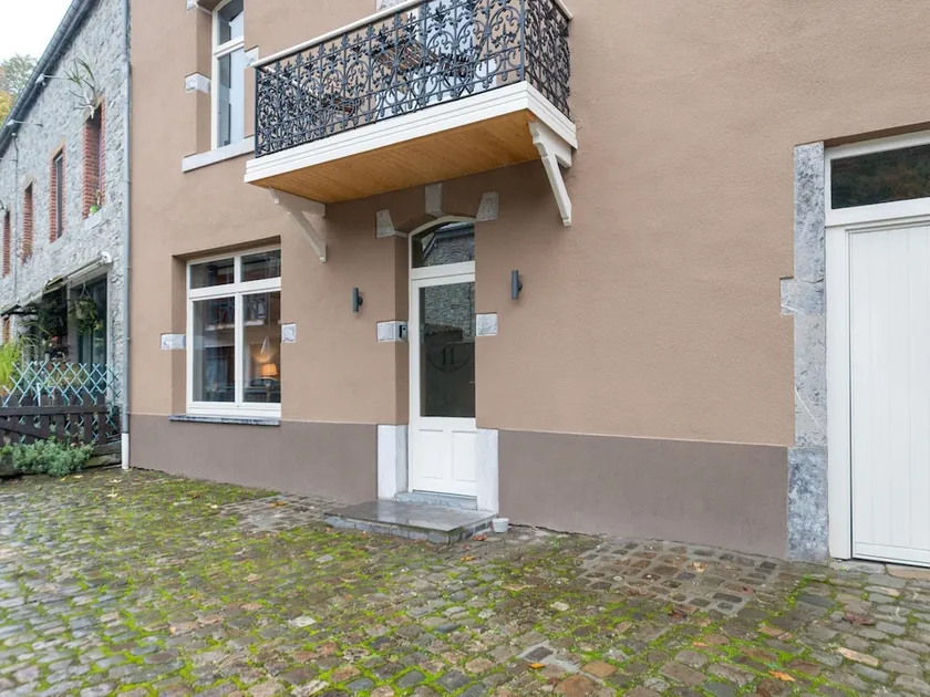 Holiday Home With Nordic Bath and Games Room - Image 1