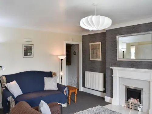 Curlew Cottage Stanhope - Image 1