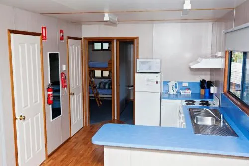 Seven Mile Beach Cabin and Caravan Park - Image 1