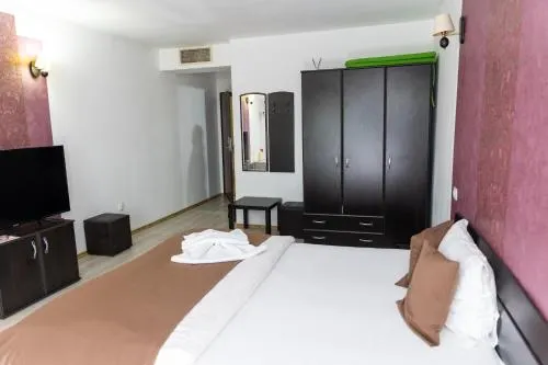 Hotel Rodiv - Image 1
