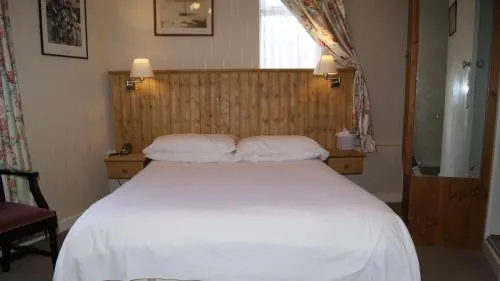 Auberge Du Val Hotel - Image 1
