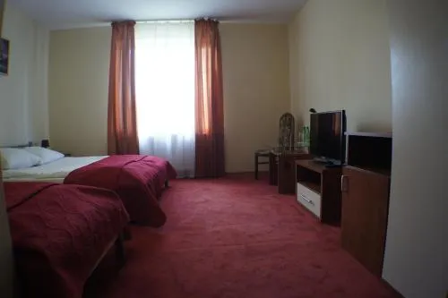 Yuca Hotel Lodz - Image 1