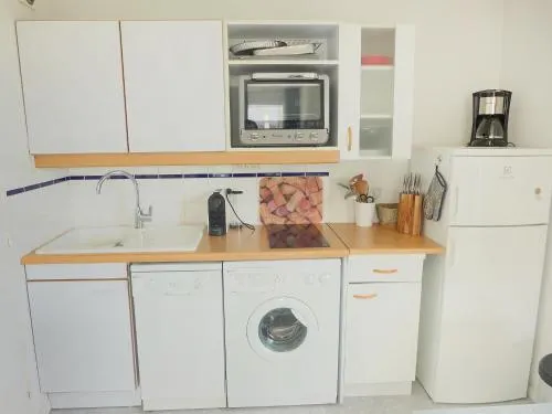 Apartment Les Goélands 1-2-3-4 in Cabourg - 4 Persons- 1 Bedrooms - Image 1