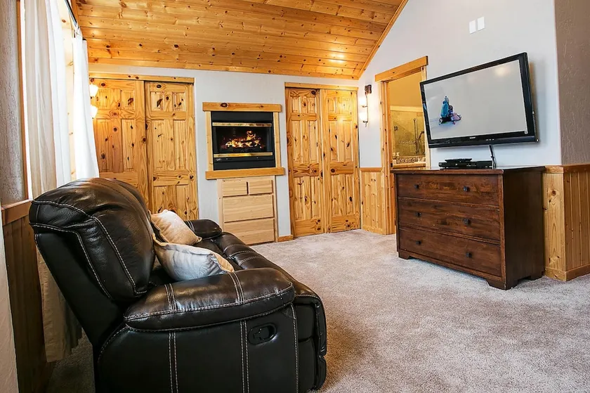 Crystal Springs Chalet - Image 1