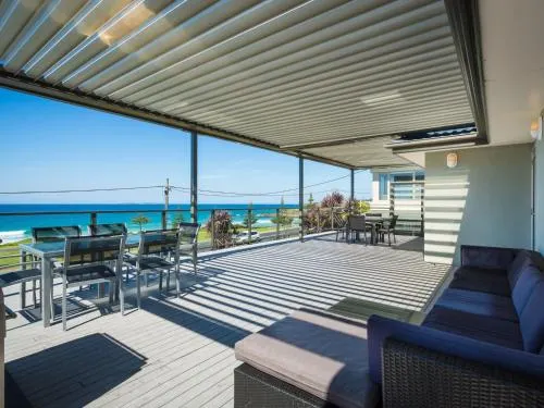 81 Dalmeny Drive Beach House - Image 1