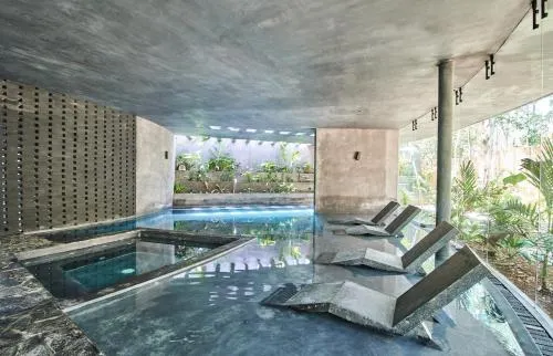 Rotamundos Luxury in Lúum Zama - Image 1