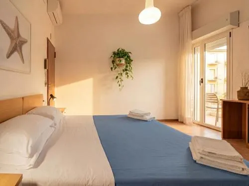 Hotel Vela - Image 1