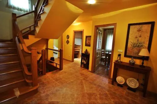Casa Bergondo - Image 1