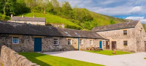 Chatsworth Estate Holiday Cottages - Image 1