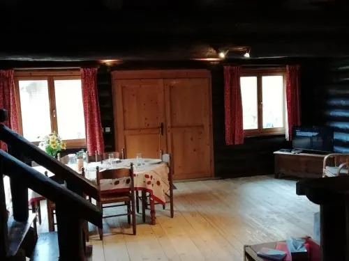 Le Chalet En Bois 2 - Image 1