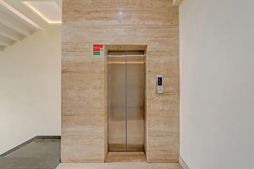 Hotel Impact By OYO Rooms - Image 1