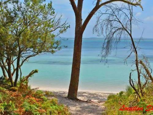 'bonito At Bagnalls Beach' 1 6 Bonito Street Pet Friendly Air Conditioning - Image 1