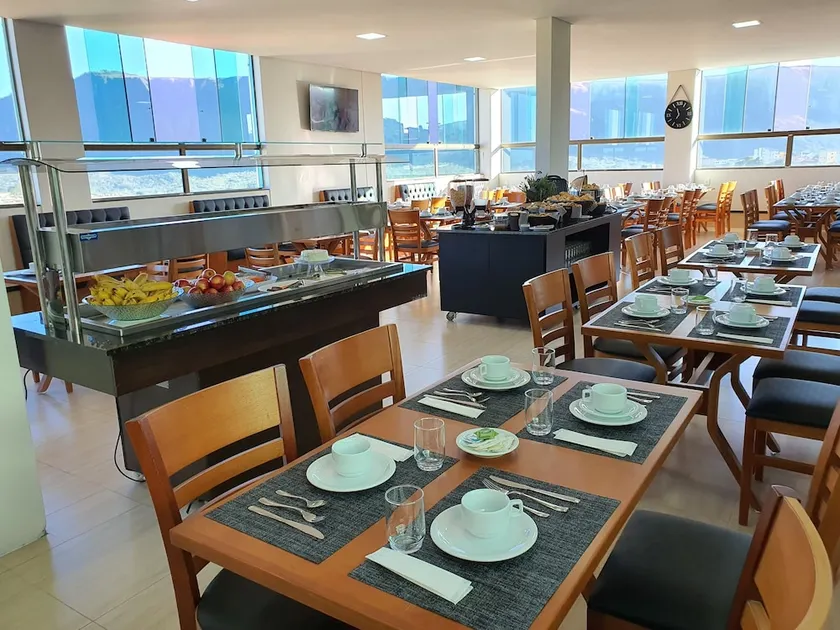 Di Genova Hotel - Image 1