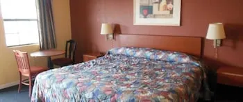 Budget Motor Inn - Image 1
