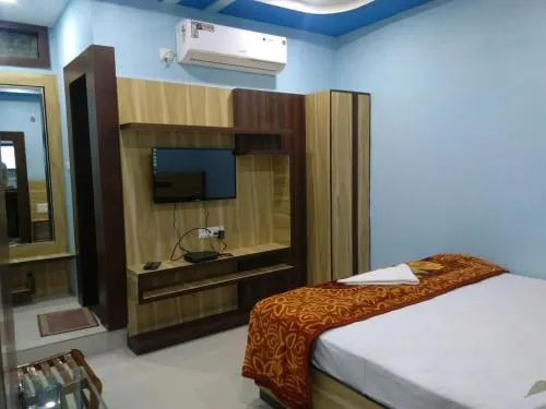Hotel Shree Residency - Image 1