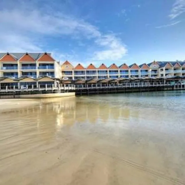 Dolphin Quay Apartment-2 Bedroom - Image 1