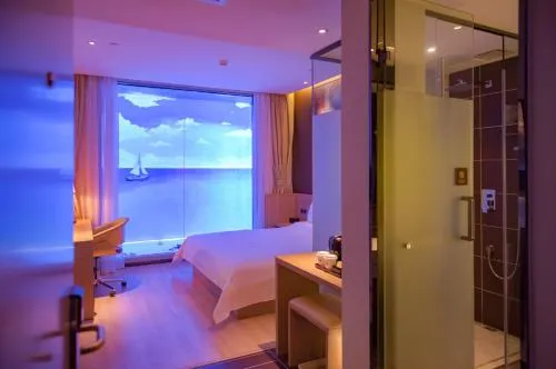 IU Hotel Luliang Wenshui Fengcheng - Image 1