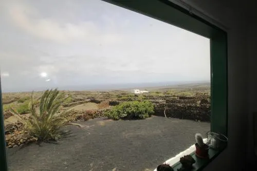 Manoa Eco House - Image 1
