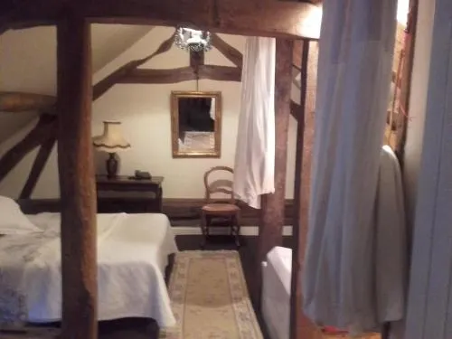 L'Auberge Du Faisan Doré - Image 1