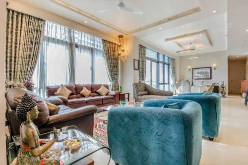 Hostie Aadhya 3 BR Luxury Condo - Image 1