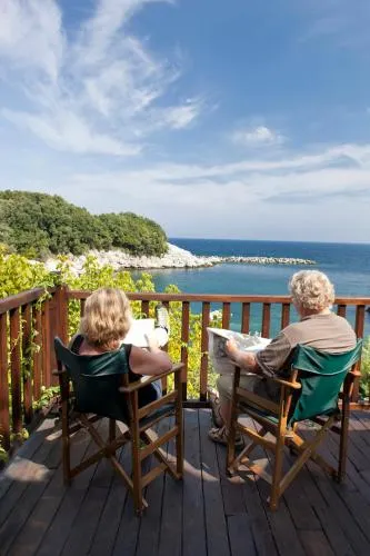 Victoria's Guesthouse - Image 1