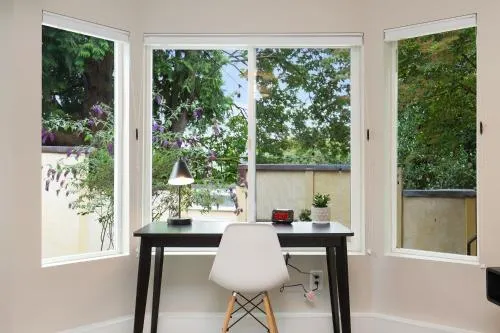 Madison Park Seattle with Outdoor Private Garden and Grill 1BR 1BA - Image 1