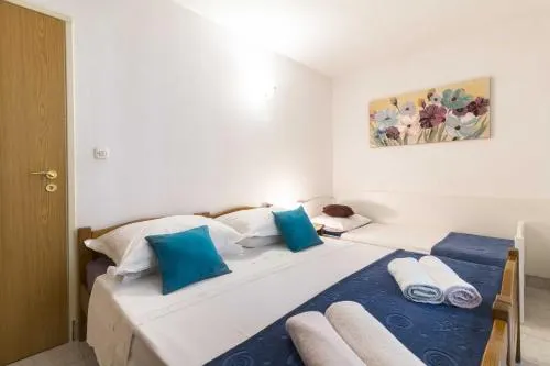 Apartments Villa Smokvina - Image 1