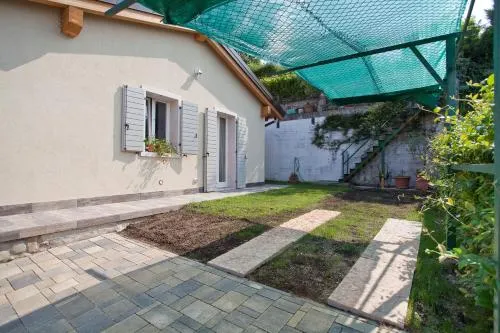 Villa Camilla - Image 1