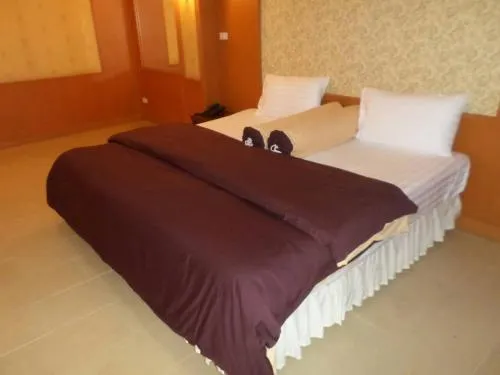Meridian De Bangkok Hotel - Image 1